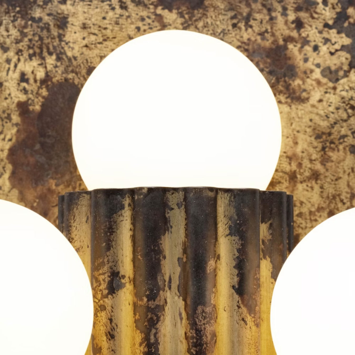 VESTA TRIPLE - Wall Light