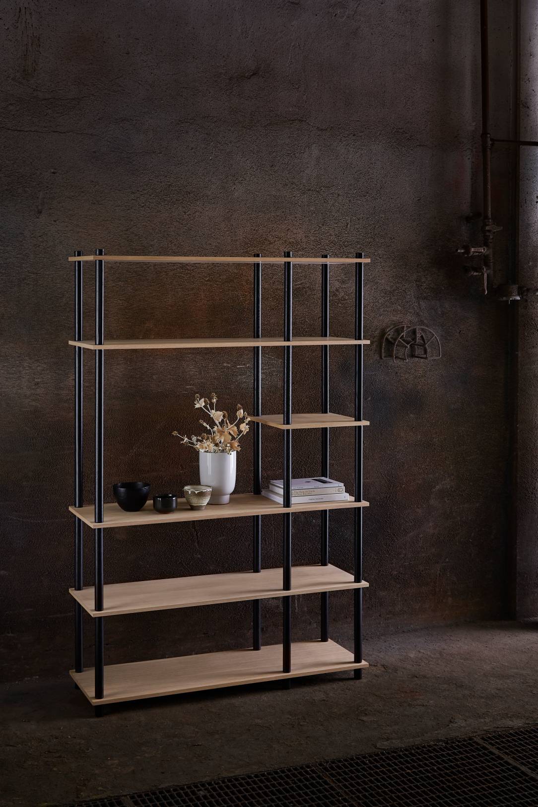 ELEVATE - Shelving