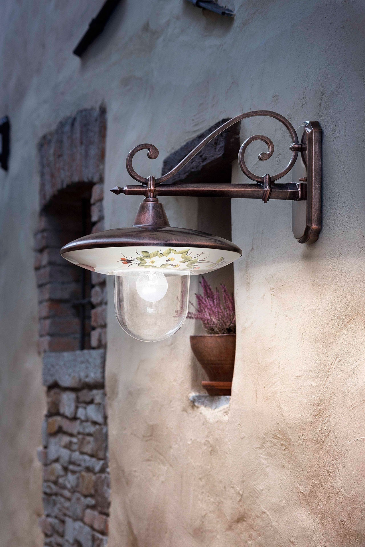 LATINA A670 - Wall Light