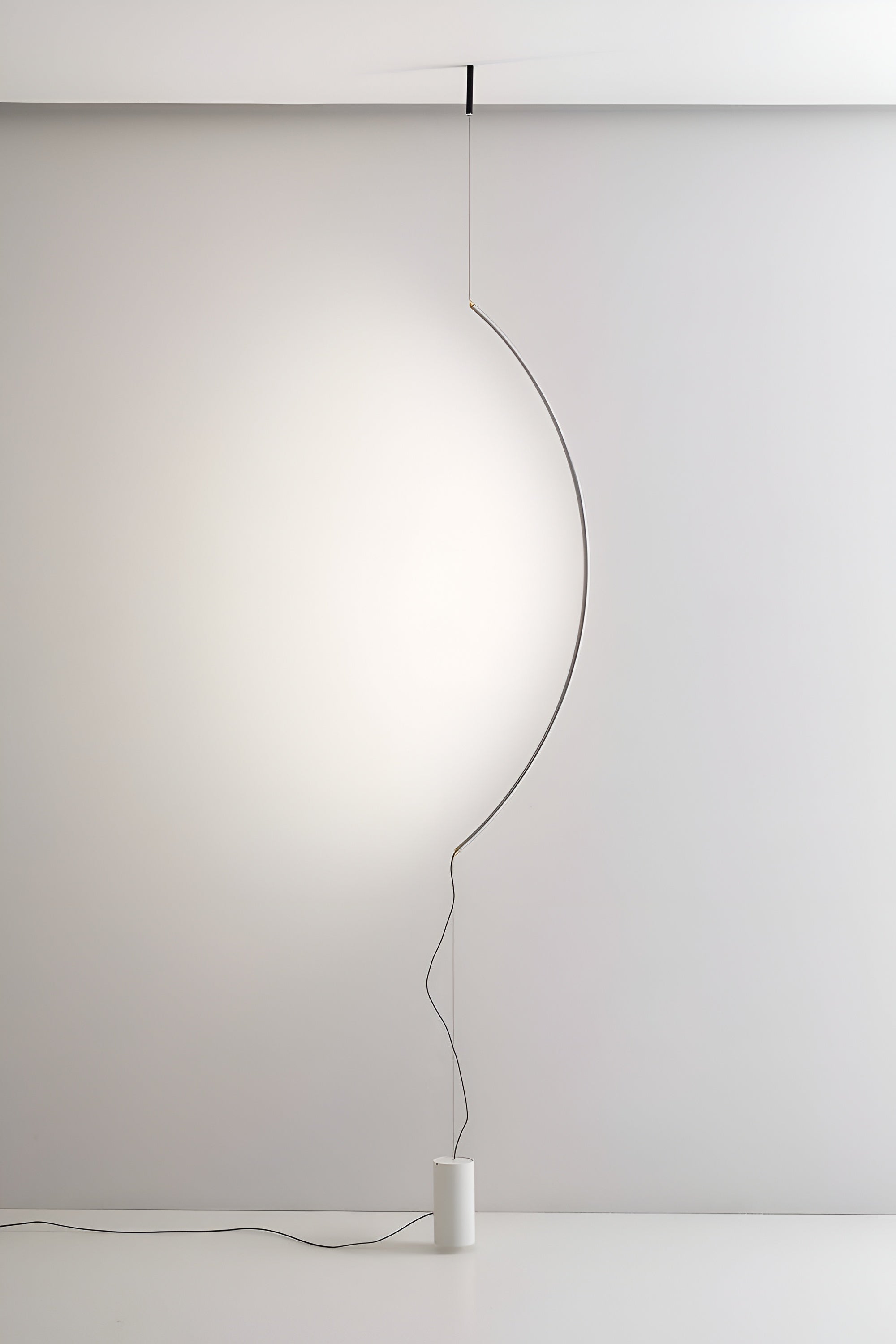 BOW137 - Floor Lamp