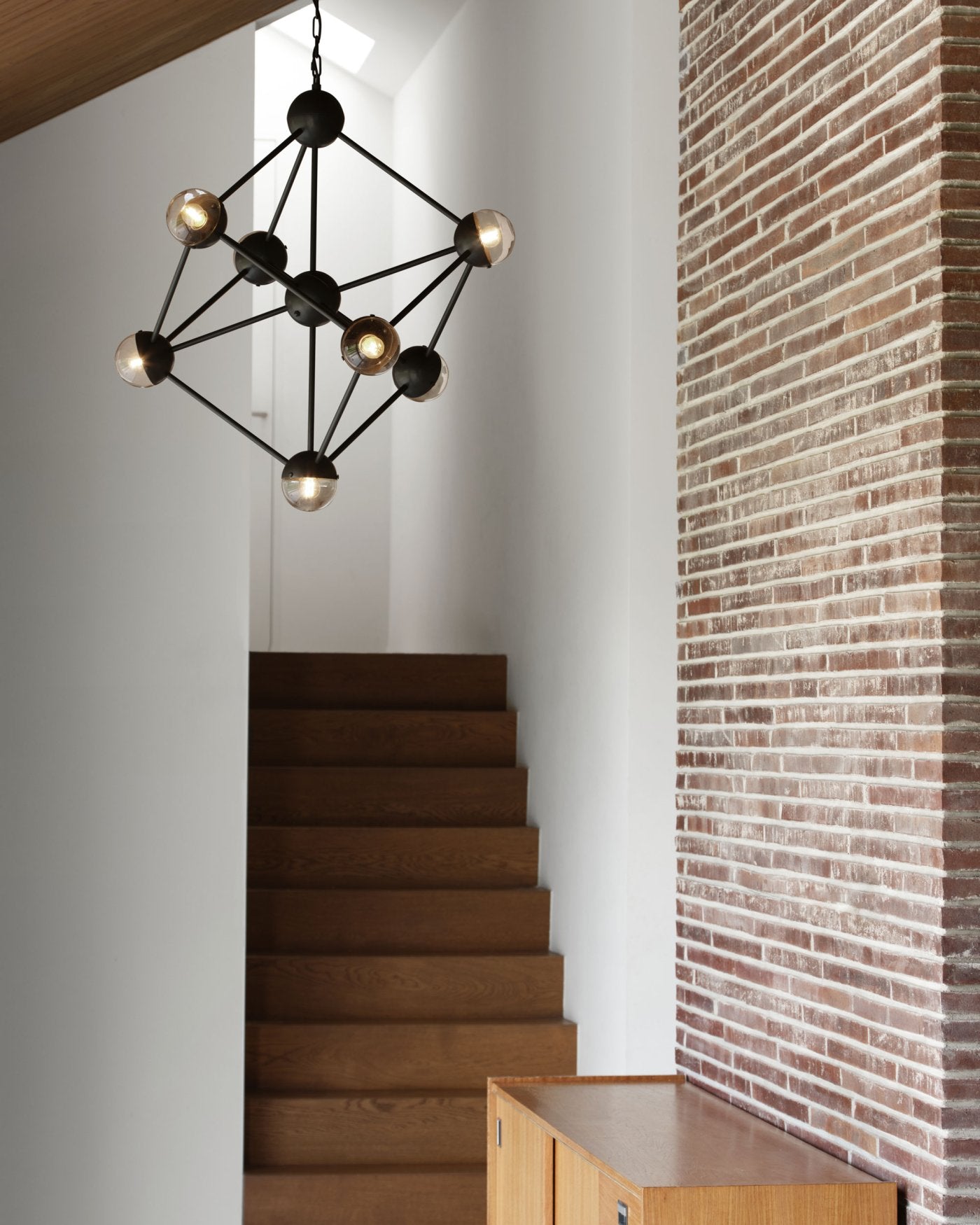 Schwung Molecule - Brass & Glass pendant Light – Luminesy