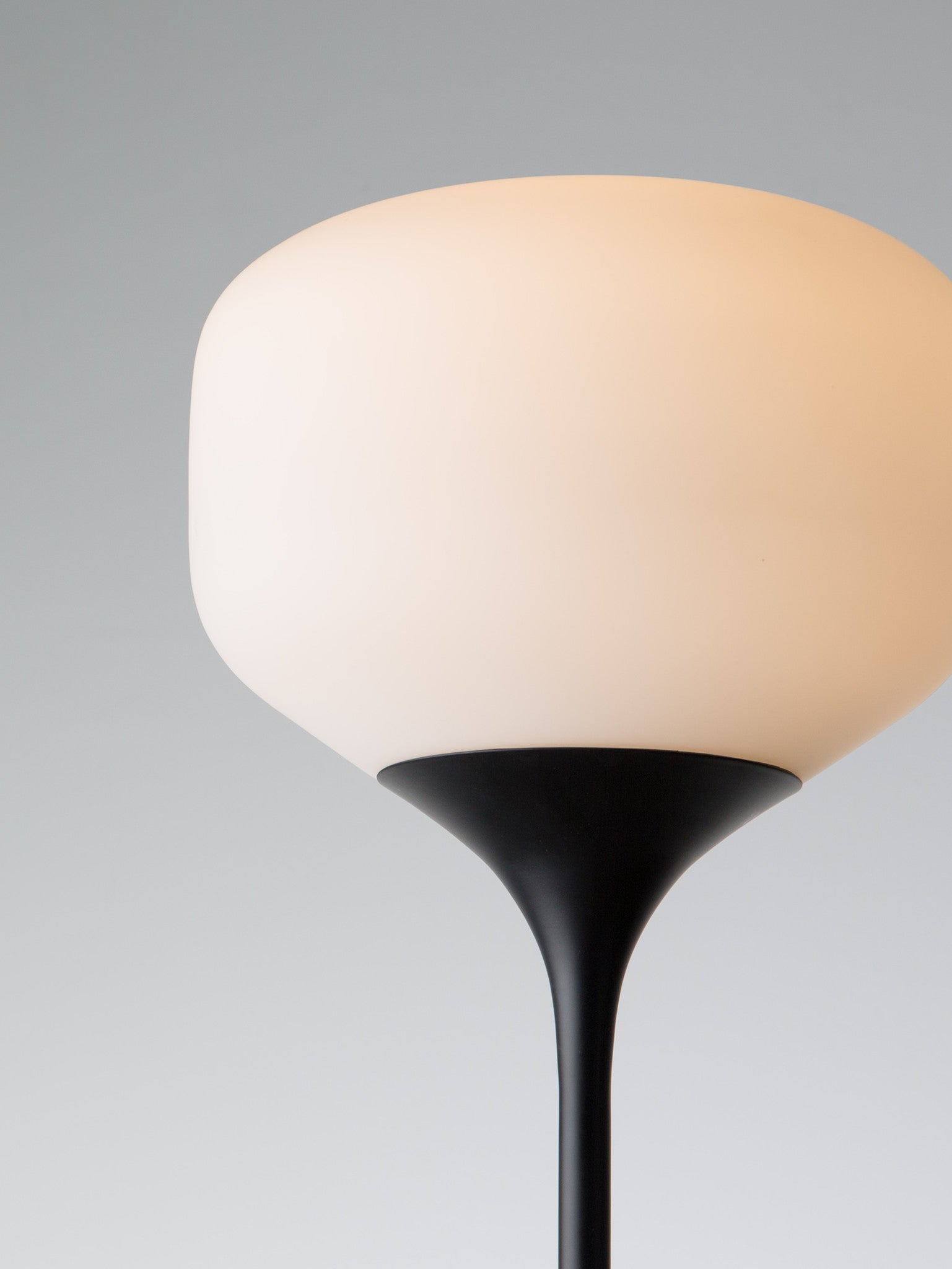 AWA S - Floor Lamp - Luminesy