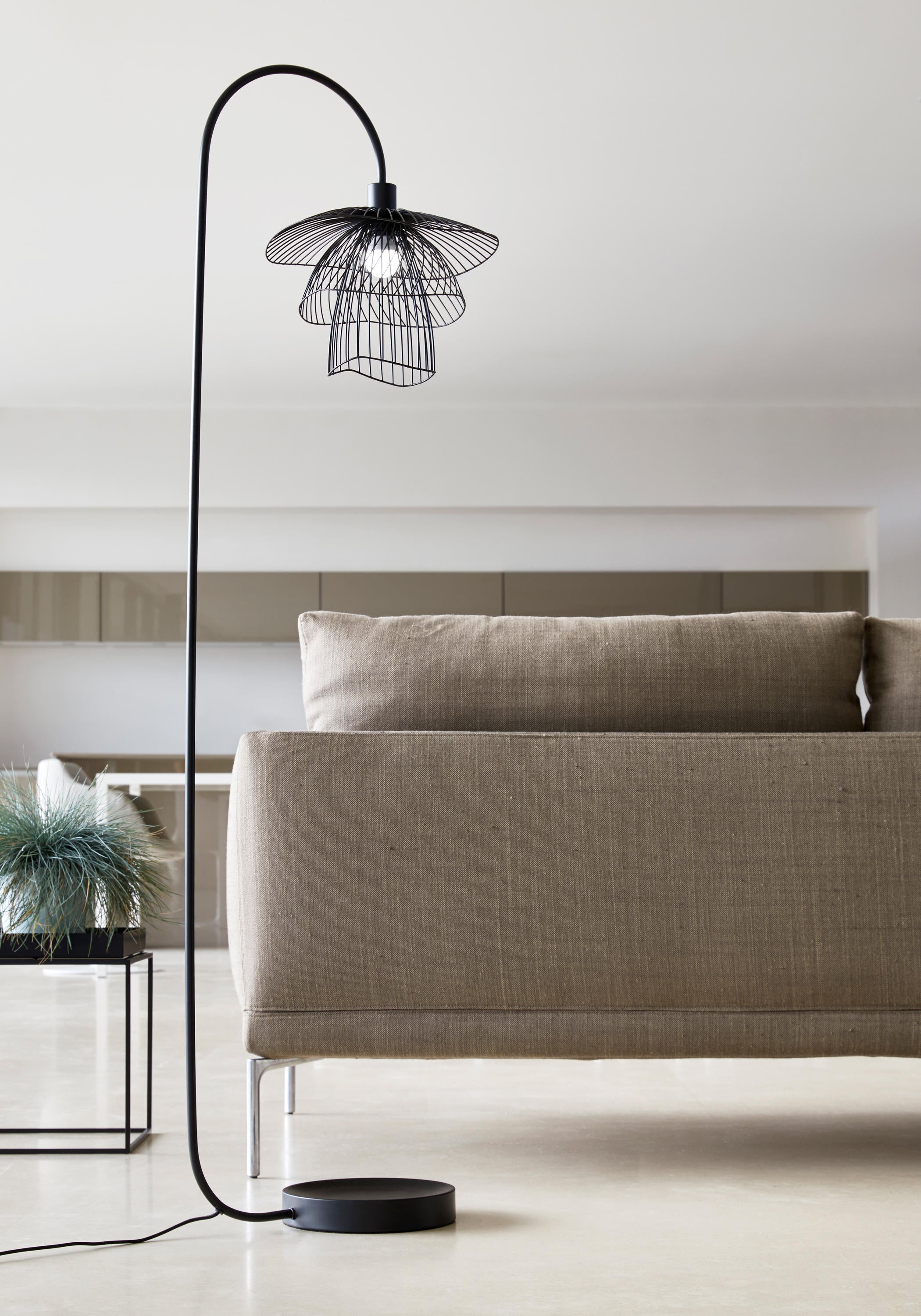 PAPILLON  - Floor Lamp - Luminesy